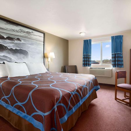 Super 8 By Wyndham Bellingham Airport/Ferndale Hotel Екстериор снимка