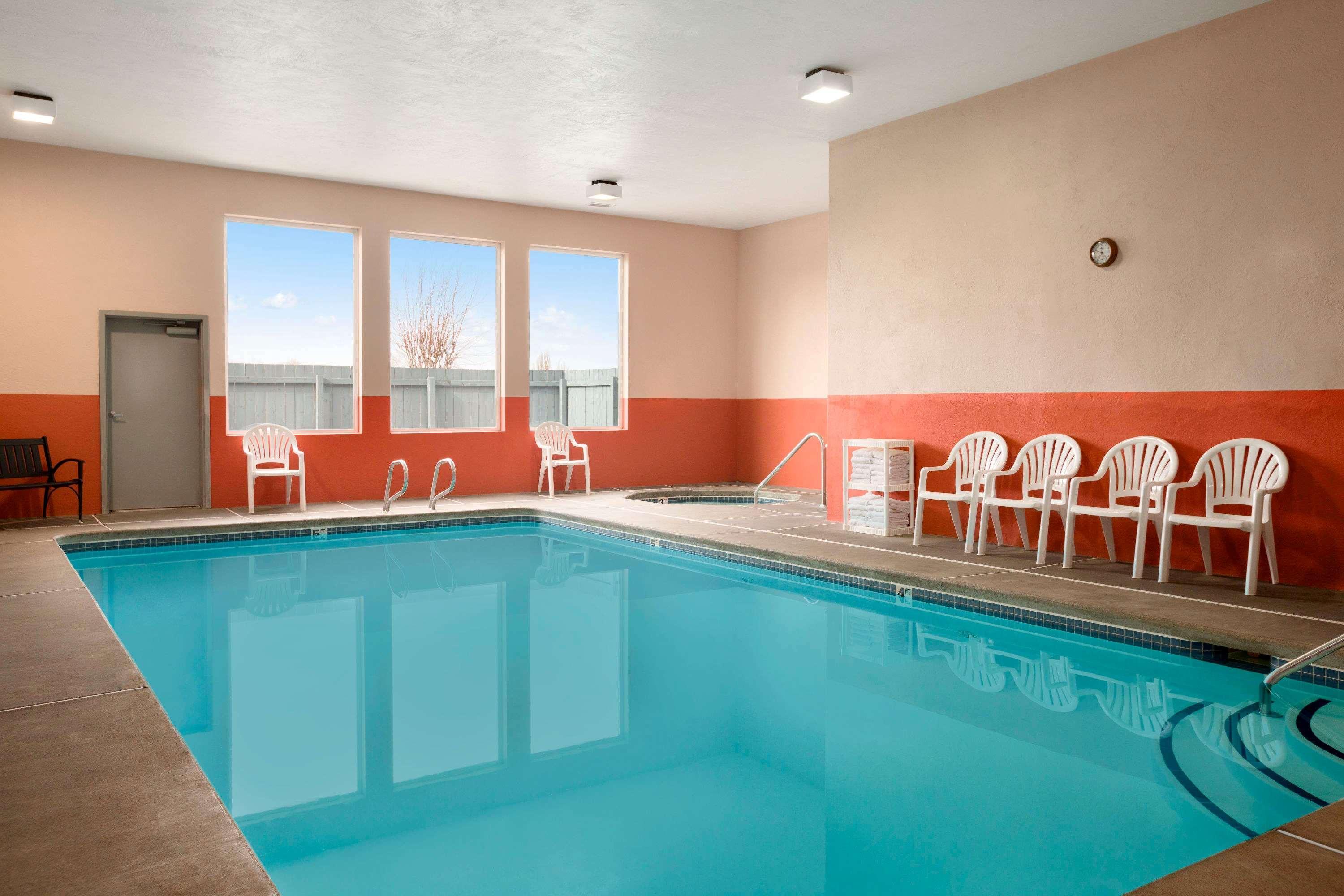 Super 8 By Wyndham Bellingham Airport/Ferndale Hotel Екстериор снимка