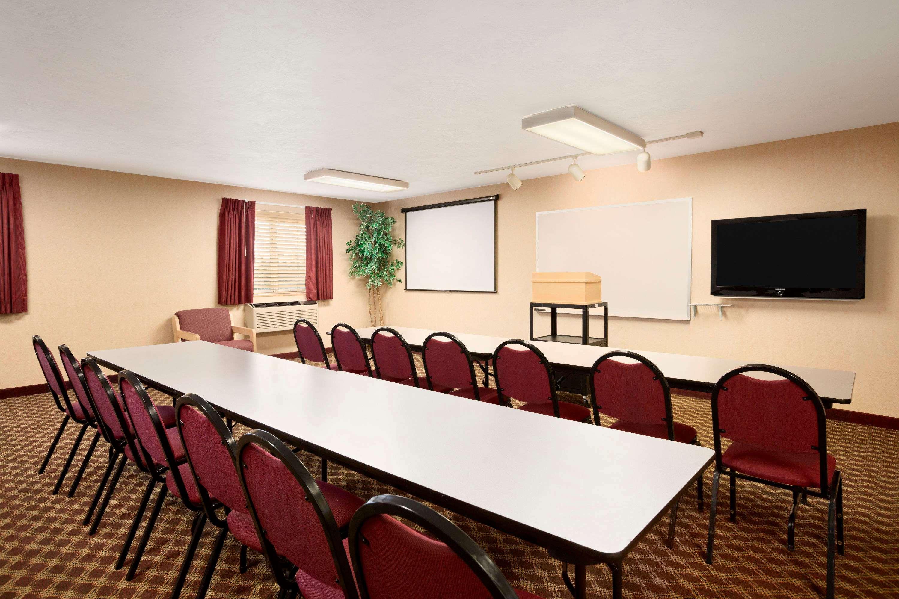 Super 8 By Wyndham Bellingham Airport/Ferndale Hotel Екстериор снимка